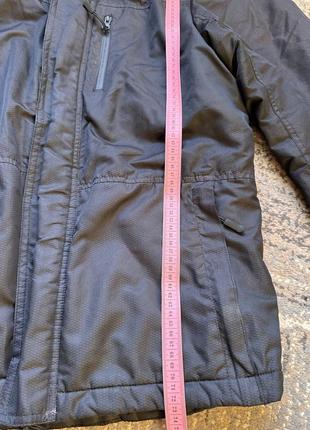 Куртка чорна розмір м унісекс з капюшоном