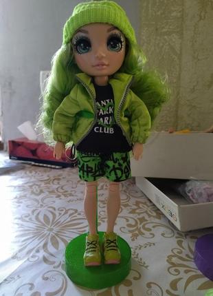 Зеленая кукла rainbow high jade hunter green fashion doll рейнбоу хай джейд хантер