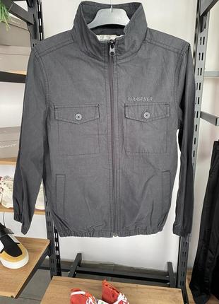 Крутая скейтерская ветровка для парня размер 8 лет