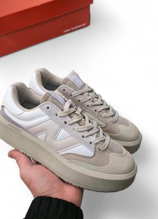 Женские кроссовки new balance