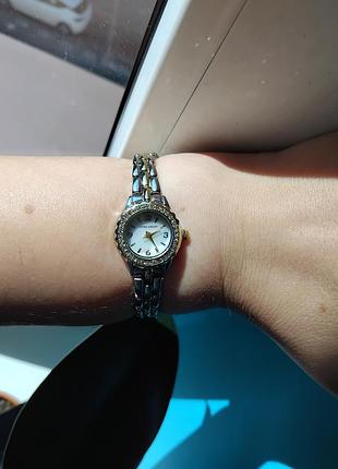 Годинник laura ashley