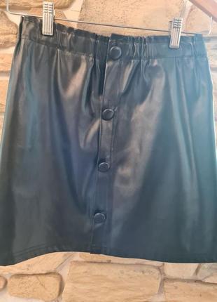 Юбка лакированная