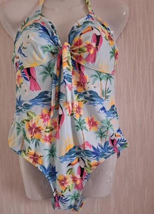 Купальник новый слитный 16/44 размера