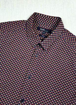 Стильна чоловіча сорочка