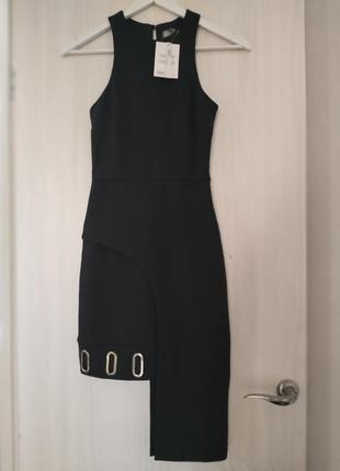Оригинальное платье маленького размера xs