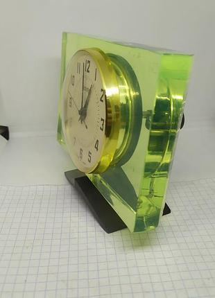 Часы молния. на ходу