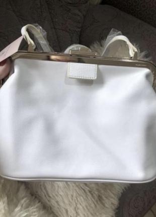 Кожаная новая белая стильная сумка саквояж8 фото