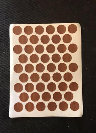 Заглушки самоклейки кориченевые (орех лесной) диаметр 14 мм мебельные для самореза,конфирмата