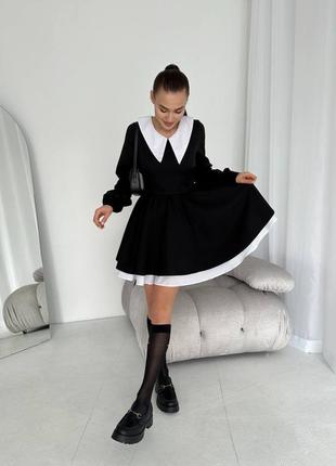 Чёрное платье с белым воротником