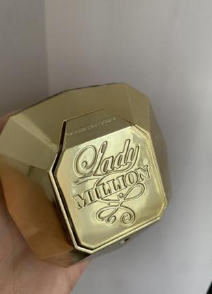 Lady million парфумована вода 50 ml ( леді мільйон ) деффект уценка распылитель работает, но крышка поломалась сверху