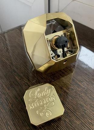 Lady million парфумована вода 50 ml ( леді мільйон ) деффект уценка распылитель работает, но крышка поломалась сверху2 фото