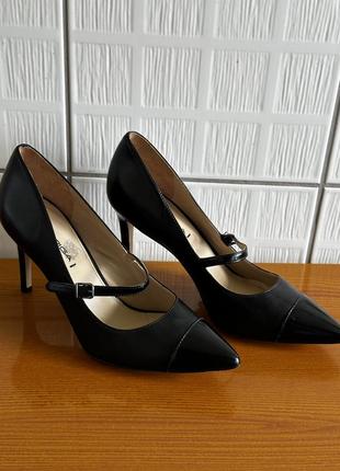 Кожаные туфли на каблуку via spiga