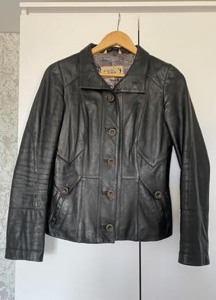 Шкіряна курточка