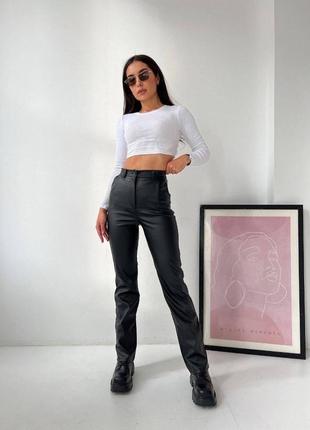 Брюки из эко кожи