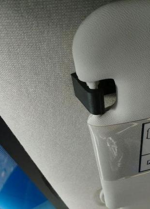Крепление солнцезащитного козырька  fiat uno