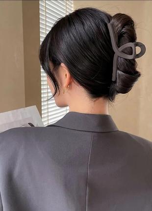 Большая каучуковая заколка краб крабик для волос 11 см