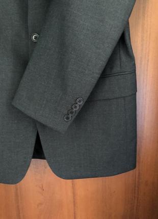 Деловой костюм двойка пиджак и штаны wexmann london