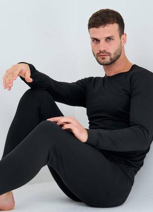 Термобілизна чоловіча  еластична тканина, дуже зручна, не парить та добре зберігає тепло!