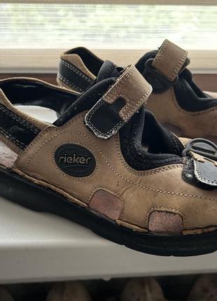 Босоніжки шкіра