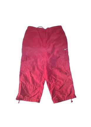 Жіночі рожеві нейлонові бриджі на резинці фірми nike