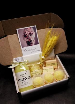 Жіночий подарунковий набір на день народження/свято2 фото