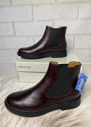 Жіночі, стильні, легкі челсі *geox spherica ec1*