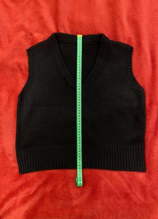 Жилетка чорна 2