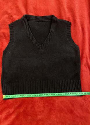 Жилетка чорна 4