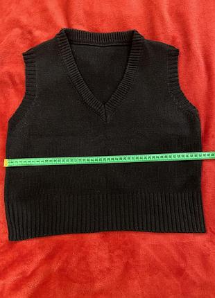 Жилетка чорна 3