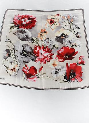 Шовкова хустка, квіти