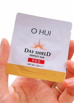 Cонцезахисний крем з захистом від почервонінь та фотостаріння o hui perfect sun red spf 50+/pa+++,