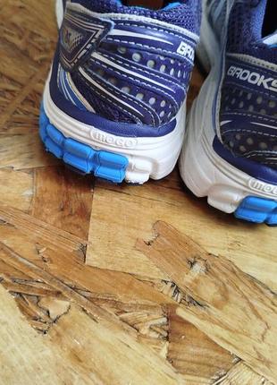 Кросівки brooks defyance 7 6