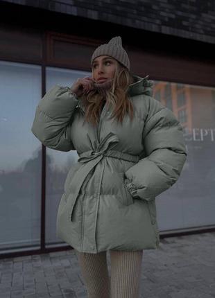 Жіноча куртка з поясом ❤️ хакі тепла куртка з капюшоном ☺️ жіноча куртка