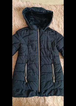 Куртка осінь -зима,5-6 років