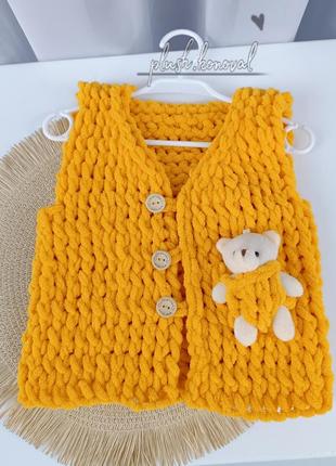 Плюшева жилетка