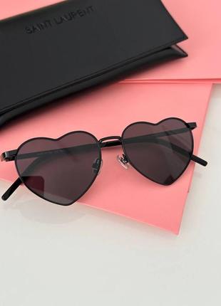 Черные очки сердечко в стиле yves saint laurent