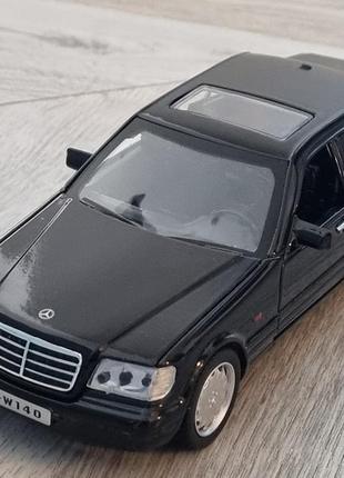 Игрушечная модель mercedes s-klasse w140