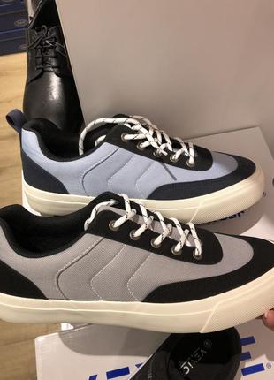 Чоловiчи снiкерси кеди