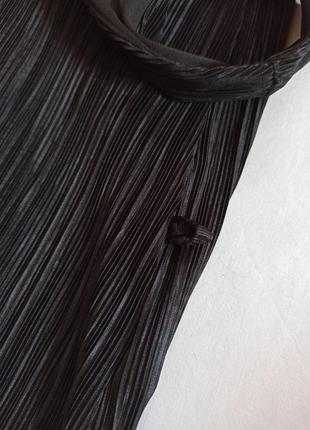 Черный плиссированный брючный комбинезон с открытой спинкой/легкий6 фото
