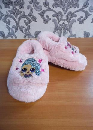 Кімнатні тапочки l.o.l**