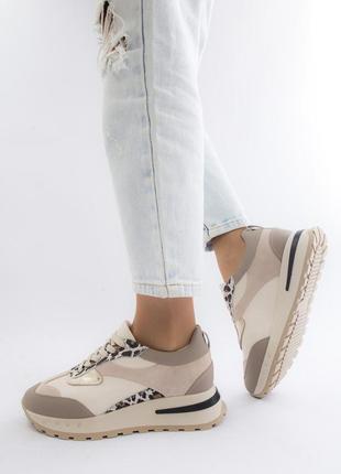 Жіночі кросівки 66462 бежеві шкіра замша