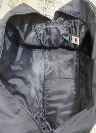 Шикарная дорожная сумка через плечо унисекс от tommy hilfiger темно-синяя4 фото