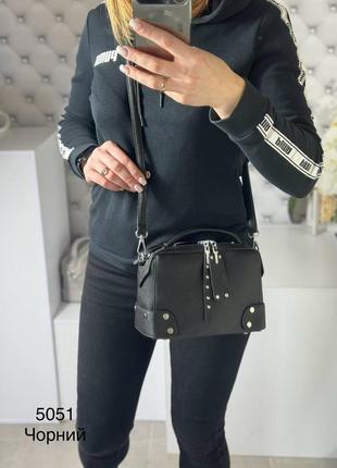 Жіноча стильна та якісна сумка з еко шкіри чорна2 фото