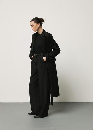 Черное пальто с поясом