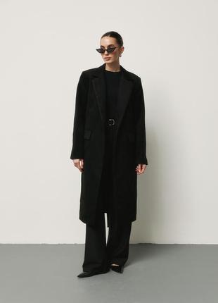 Черное пальто с поясом