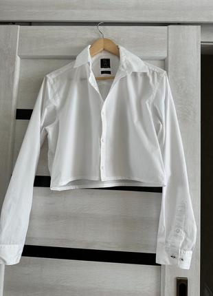Рубашка s-m белая укороченная1 фото