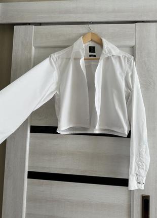 Рубашка s-m белая укороченная2 фото