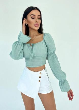 Топ з рукавами