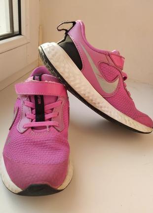 Кросівки спортивні 4