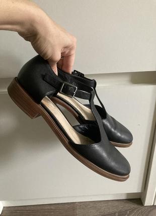 Clarks 38 р. 25 см стелька кожаные трендовые туфли на низком ходу